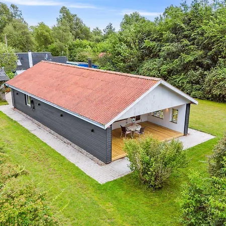 Geske - 3-2km From The Sea By Interhome